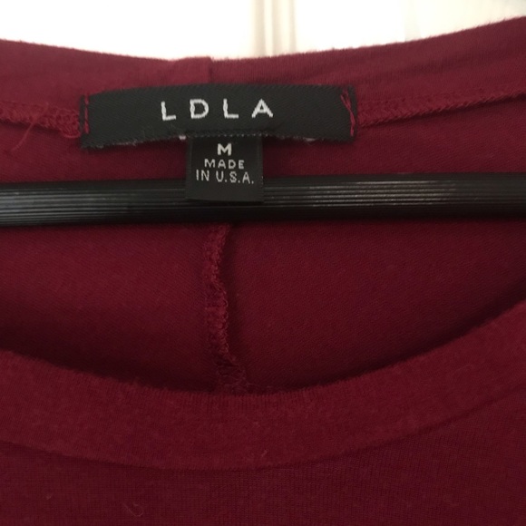 Red flowy t shirt - Picture 2 of 3